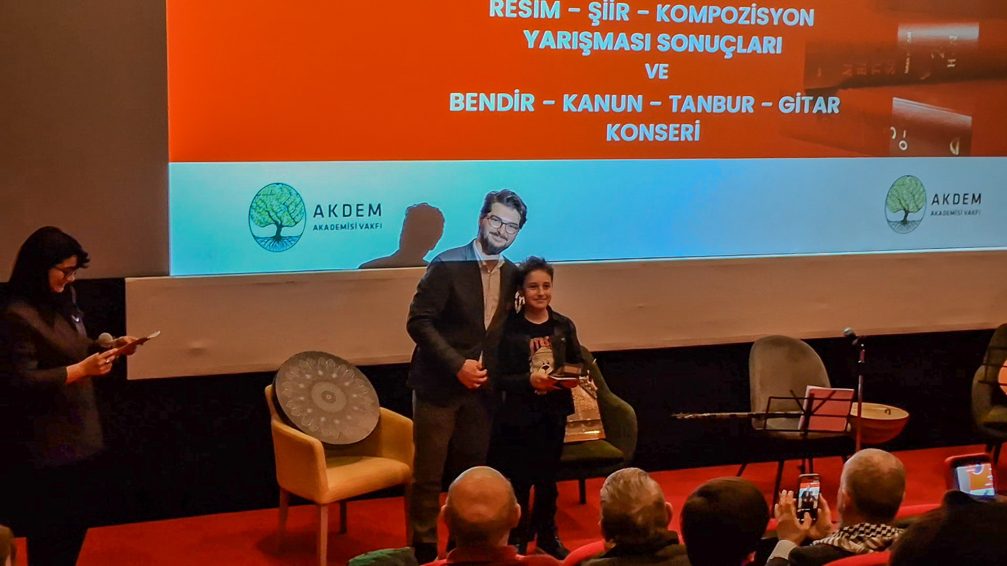 İlhan Ayverdi İzinde Türkçe